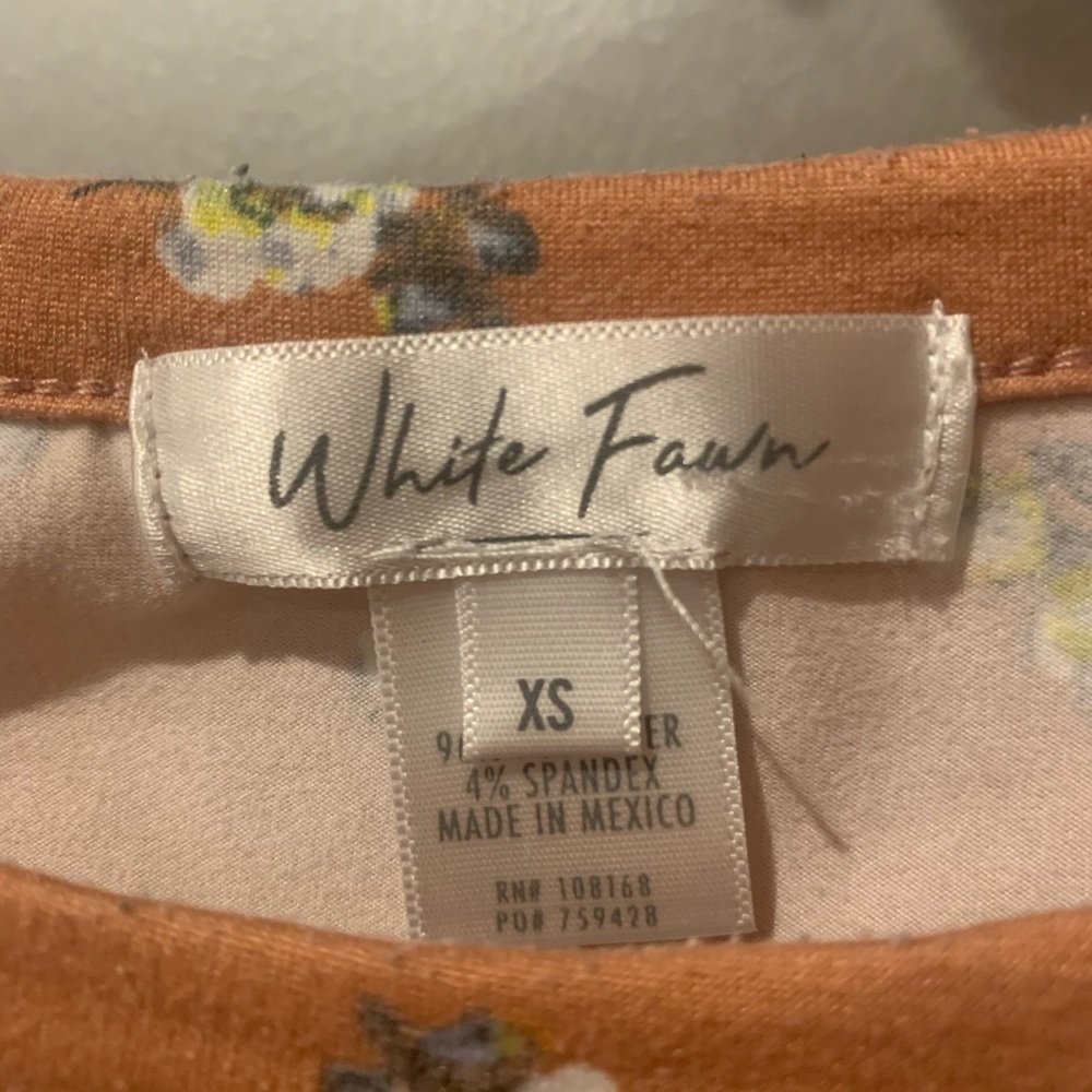 Flower patterned tee - Picture 2 of 2